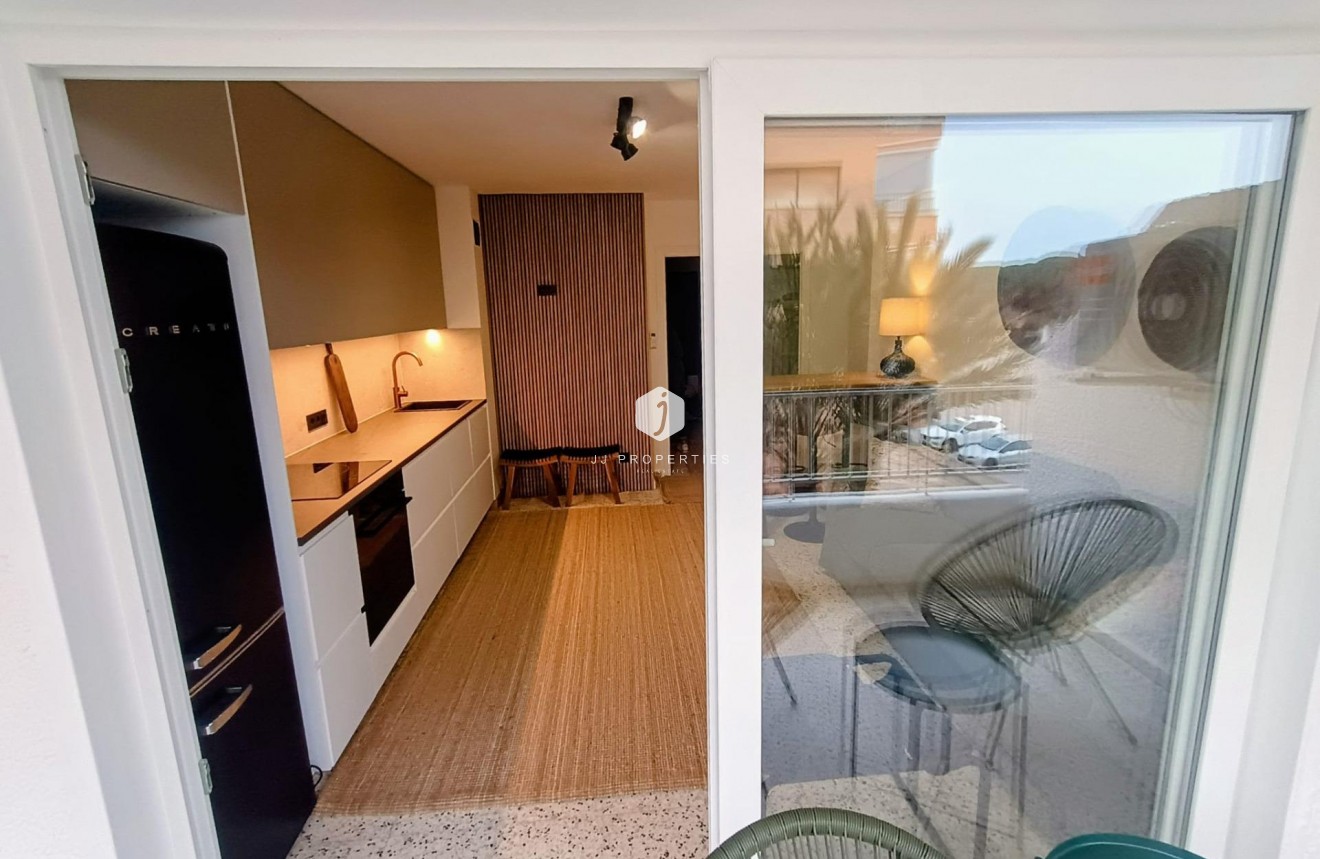 Resale - Apartment / flat -
Guardamar del Segura - Urbanizaciones
