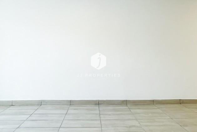 Tweedehands - Appartement / flat -
Torrevieja - Costa Blanca