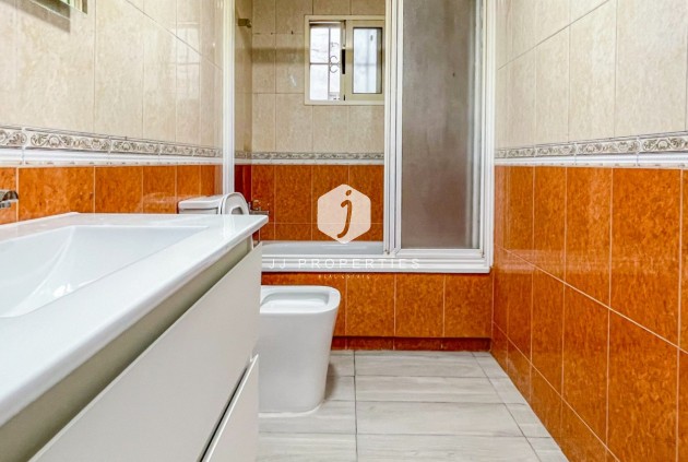 Tweedehands - Appartement / flat -
Torrevieja - Costa Blanca
