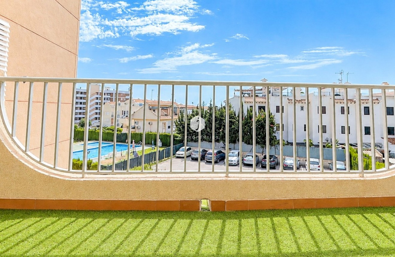 Tweedehands - Appartement / flat -
Orihuela Costa - Costa Blanca