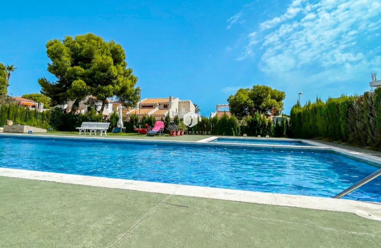 Tweedehands - Appartement / flat -
Orihuela Costa - Costa Blanca