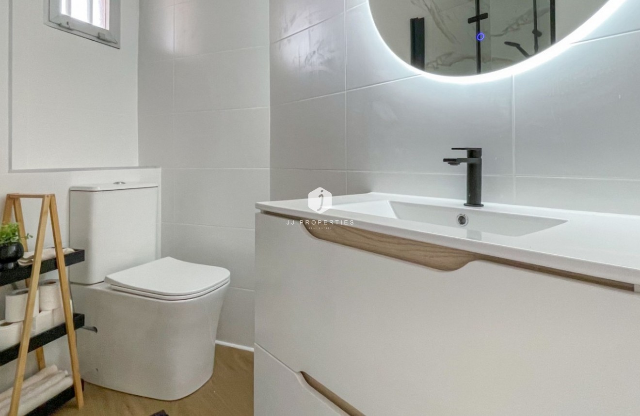 Tweedehands - Appartement / flat -
Orihuela Costa - Costa Blanca