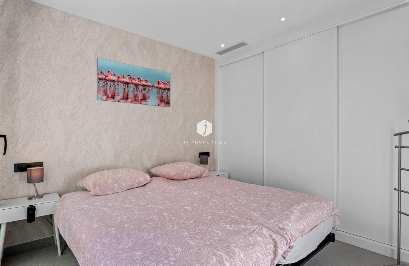 Resale - Chalet -
Rojales - Town
