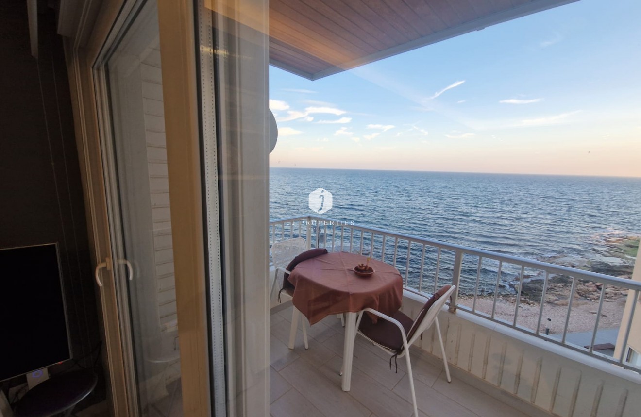 Z drugiej ręki - Mieszkanie w bloku -
Torrevieja - Costa Blanca