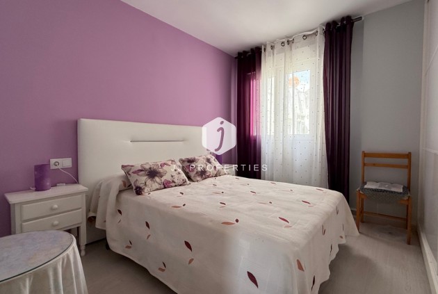 Z drugiej ręki - Mieszkanie w bloku -
Torrevieja - Costa Blanca