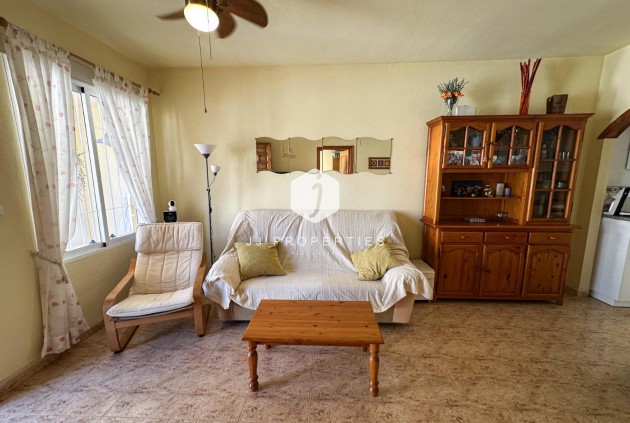 Aus zweiter Hand - Bungalow -
Orihuela Costa - Costa Blanca