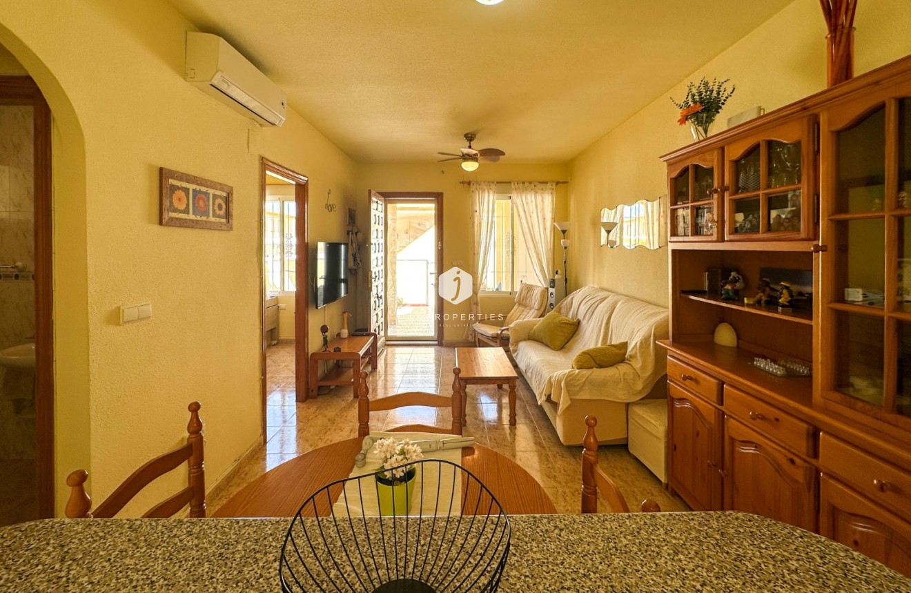 Aus zweiter Hand - Bungalow -
Orihuela Costa - Costa Blanca