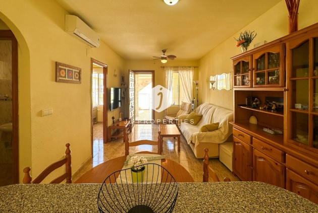 Aus zweiter Hand - Bungalow -
Orihuela Costa - Costa Blanca