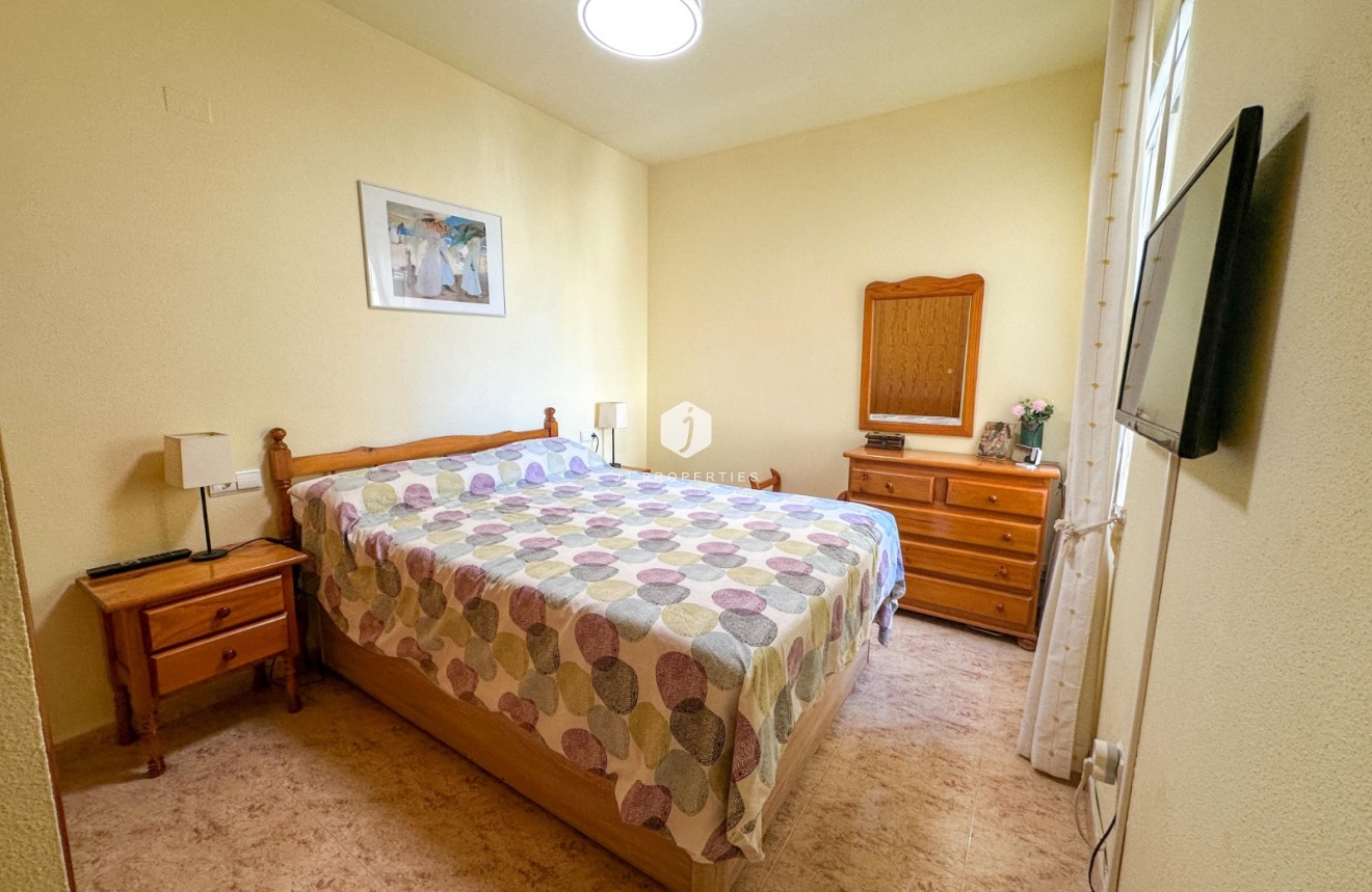 Aus zweiter Hand - Bungalow -
Orihuela Costa - Costa Blanca