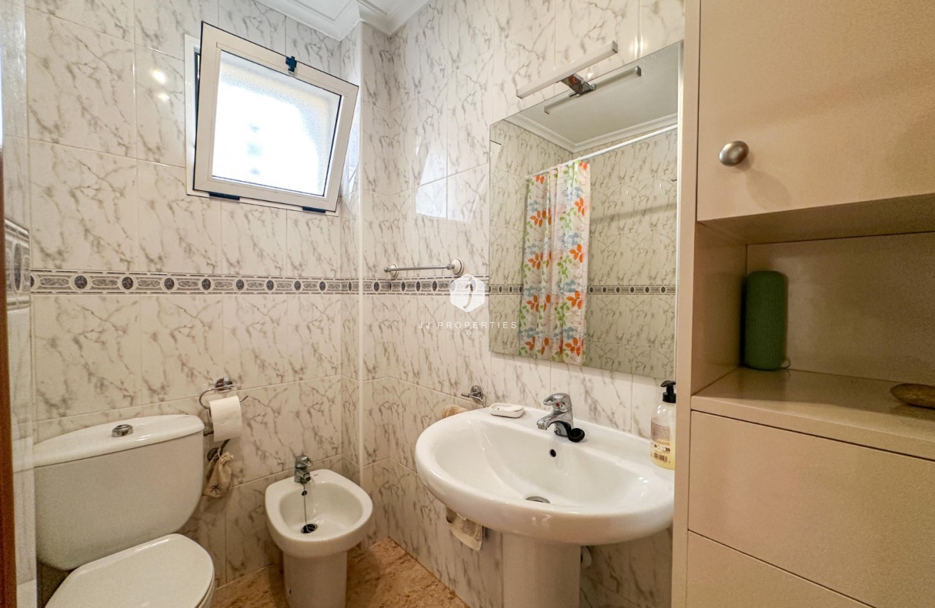 Aus zweiter Hand - Bungalow -
Orihuela Costa - Costa Blanca