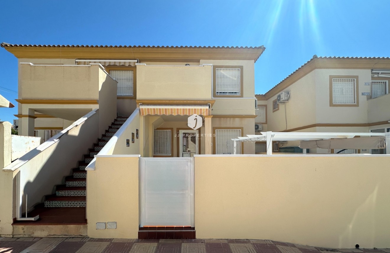 Aus zweiter Hand - Bungalow -
Orihuela Costa - Costa Blanca