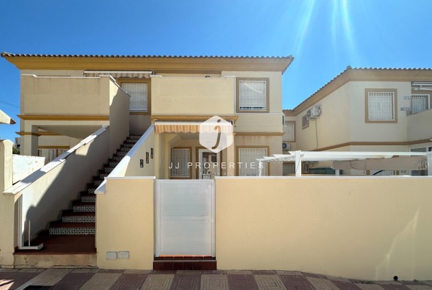 Aus zweiter Hand - Bungalow -
Orihuela Costa - Costa Blanca