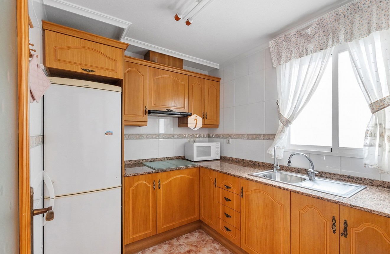 Aus zweiter Hand - Wohnung -
La Mata - Costa Blanca