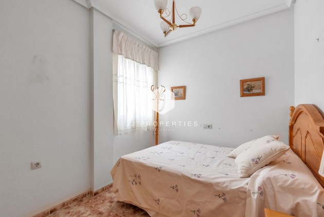 Aus zweiter Hand - Wohnung -
La Mata - Costa Blanca