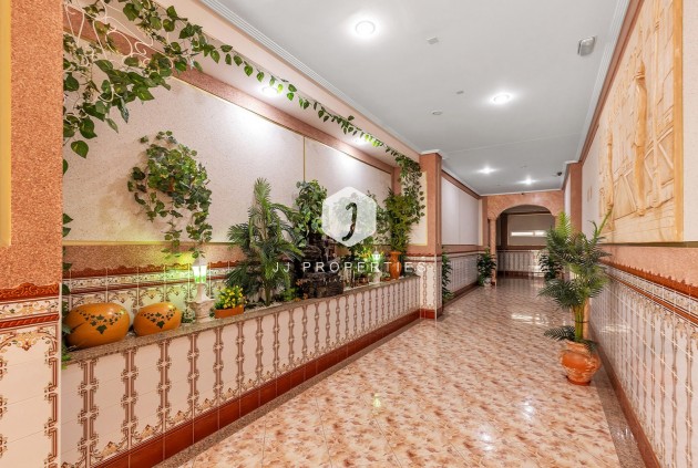 Aus zweiter Hand - Wohnung -
La Mata - Costa Blanca