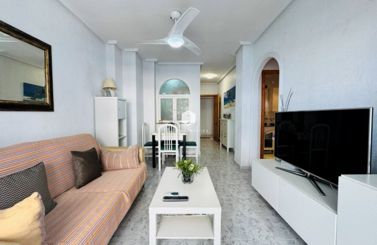 Resale - Apartment / flat -
La Mata - Costa Blanca
