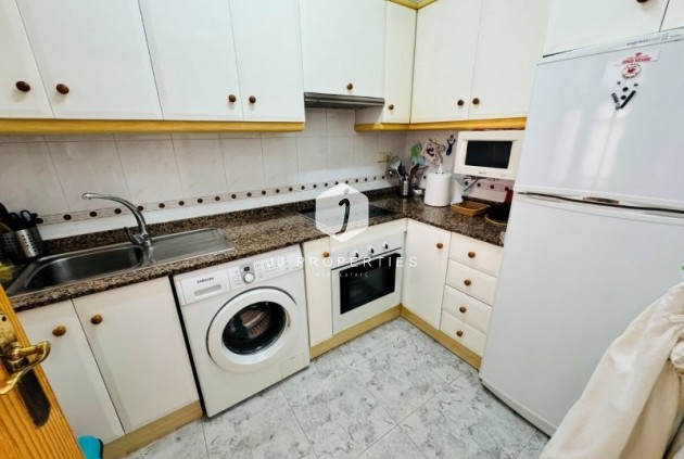 Resale - Apartment / flat -
La Mata - Costa Blanca