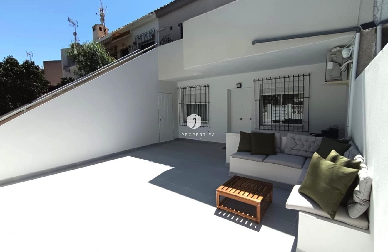 Segunda mano - Bungalow -
Orihuela Costa - Costa Blanca