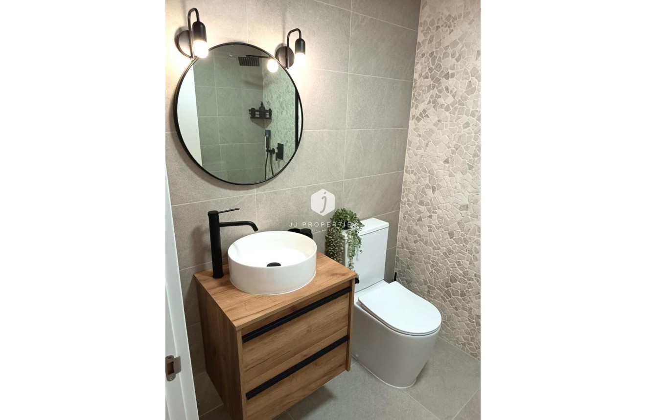 Segunda mano - Bungalow -
Orihuela Costa - Costa Blanca
