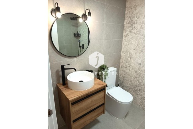 Segunda mano - Bungalow -
Orihuela Costa - Costa Blanca