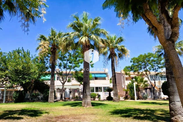 Segunda mano - Bungalow -
Orihuela Costa - Costa Blanca