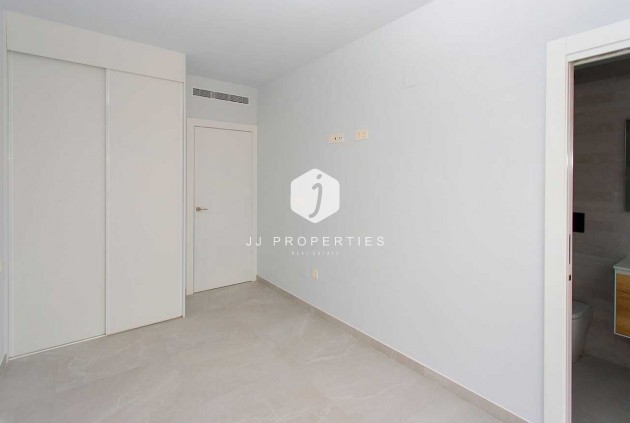 Tweedehands - Appartement / flat -
Torrevieja - CENTRE PLAYA DEL CURA LAS PISCINAS