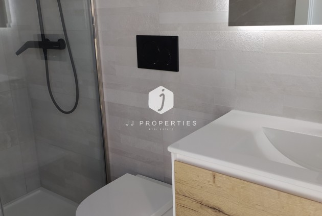 Tweedehands - Appartement / flat -
Torrevieja - CENTRE PLAYA DEL CURA LAS PISCINAS