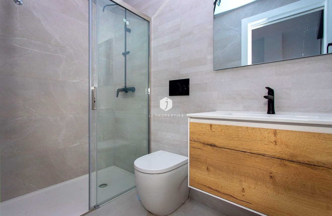 Resale - Apartment / flat -
Torrevieja - Playa del Cura