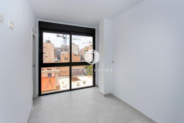 Resale - Apartment / flat -
Torrevieja - Playa del Cura