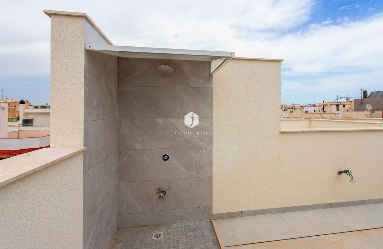 Resale - Apartment / flat -
Torrevieja - Playa del Cura