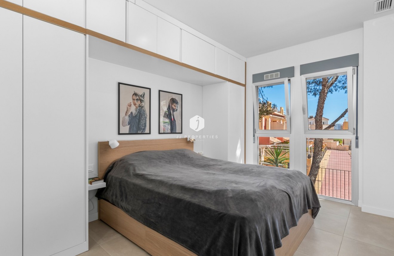 Tweedehands - Appartement / flat -
Orihuela Costa - Costa Blanca