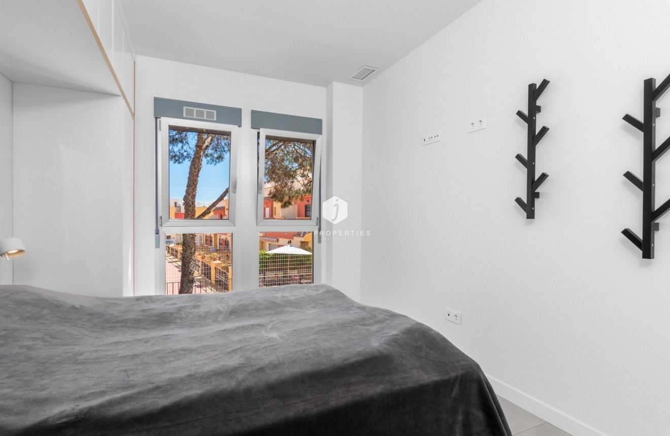 Tweedehands - Appartement / flat -
Orihuela Costa - Costa Blanca