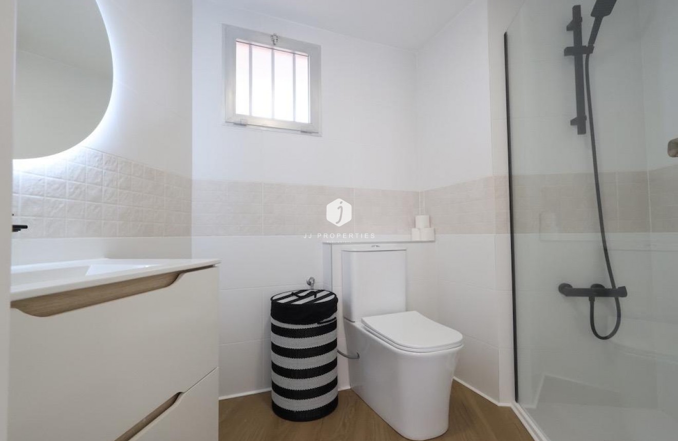 Aus zweiter Hand - Wohnung -
Orihuela Costa - Costa Blanca