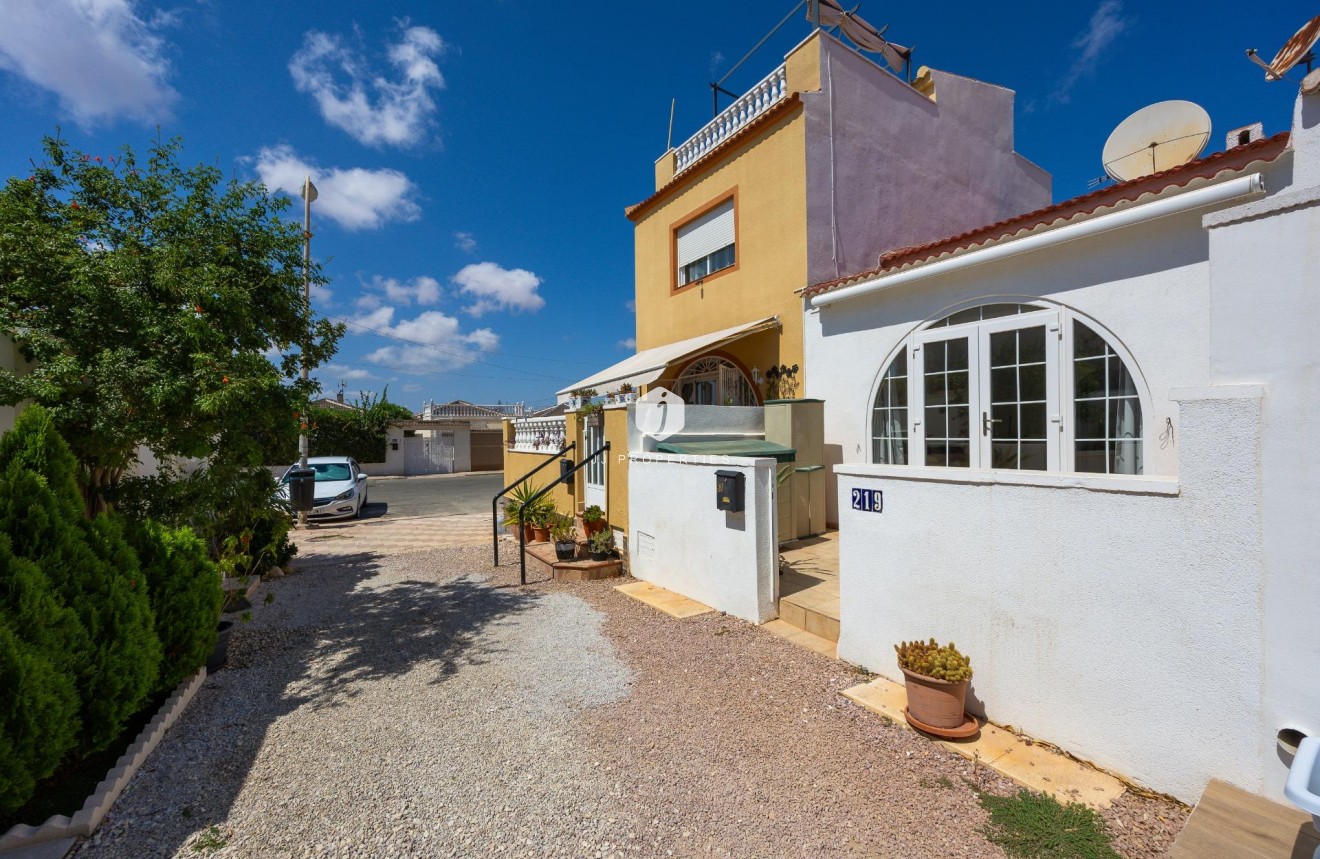 D'occasion - Chalet -
Torrevieja - La Siesta - El Salado - Torreta
