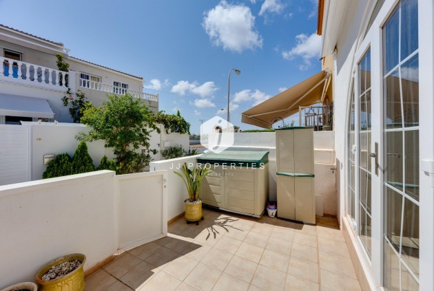 D'occasion - Chalet -
Torrevieja - La Siesta - El Salado - Torreta