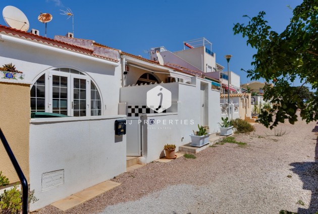 D'occasion - Chalet -
Torrevieja - La Siesta - El Salado - Torreta
