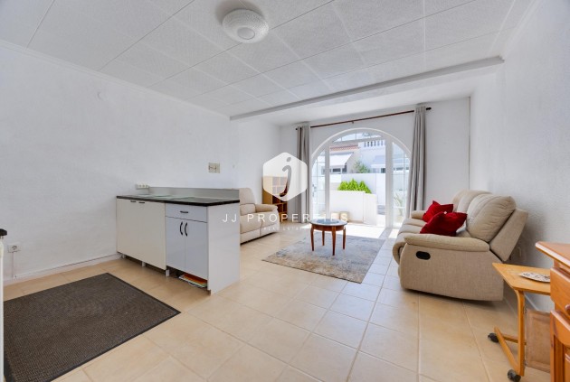 D'occasion - Chalet -
Torrevieja - La Siesta - El Salado - Torreta