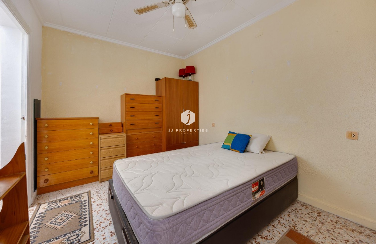 D'occasion - Chalet -
Torrevieja - La Siesta - El Salado - Torreta