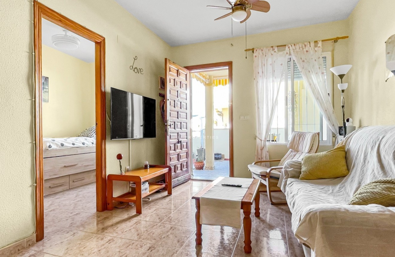 Aus zweiter Hand - Bungalow -
Orihuela Costa - Costa Blanca