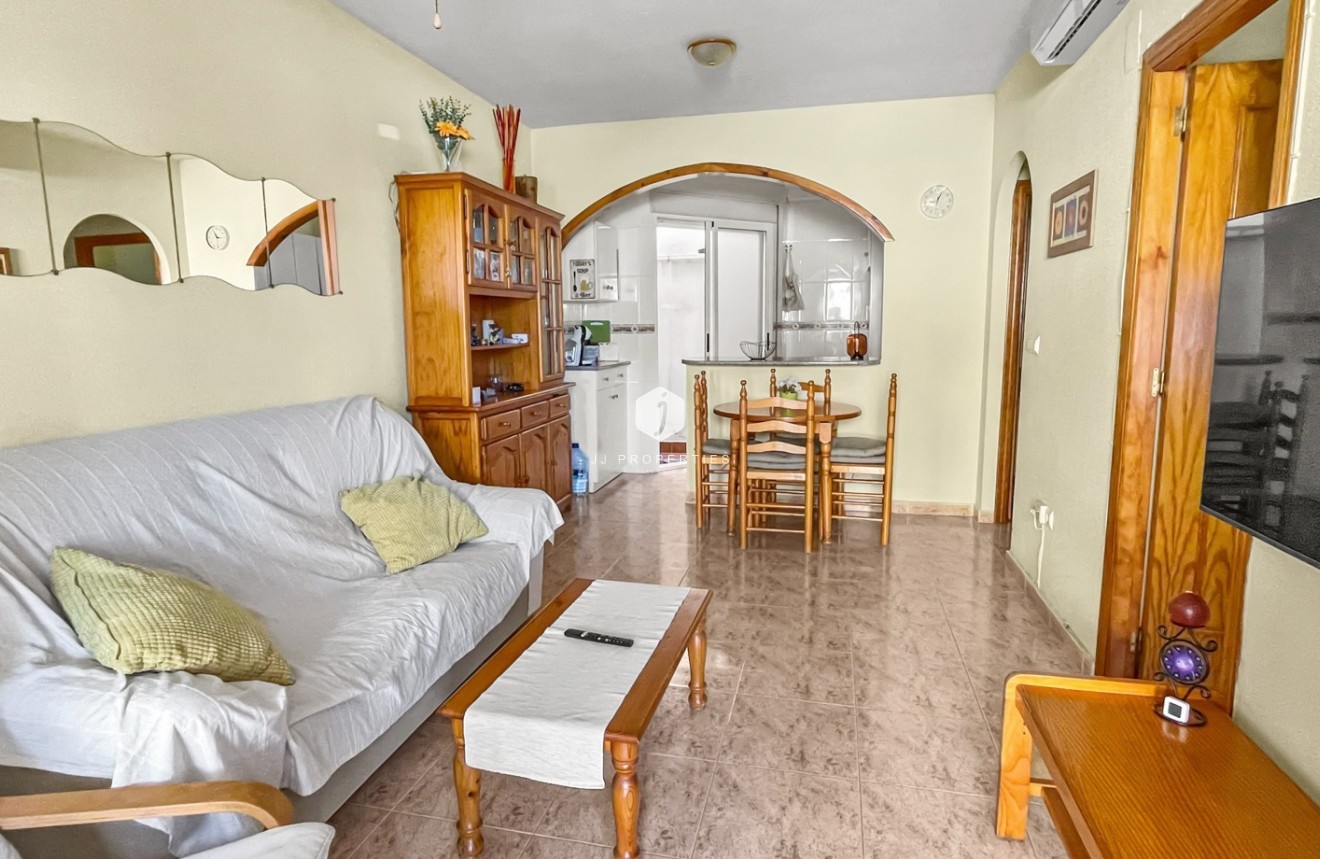 Aus zweiter Hand - Bungalow -
Orihuela Costa - Costa Blanca