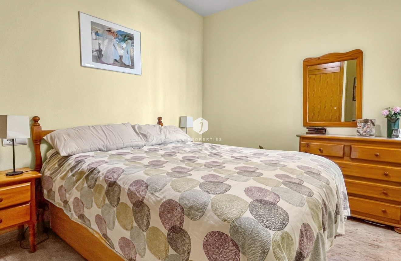 Aus zweiter Hand - Bungalow -
Orihuela Costa - Costa Blanca