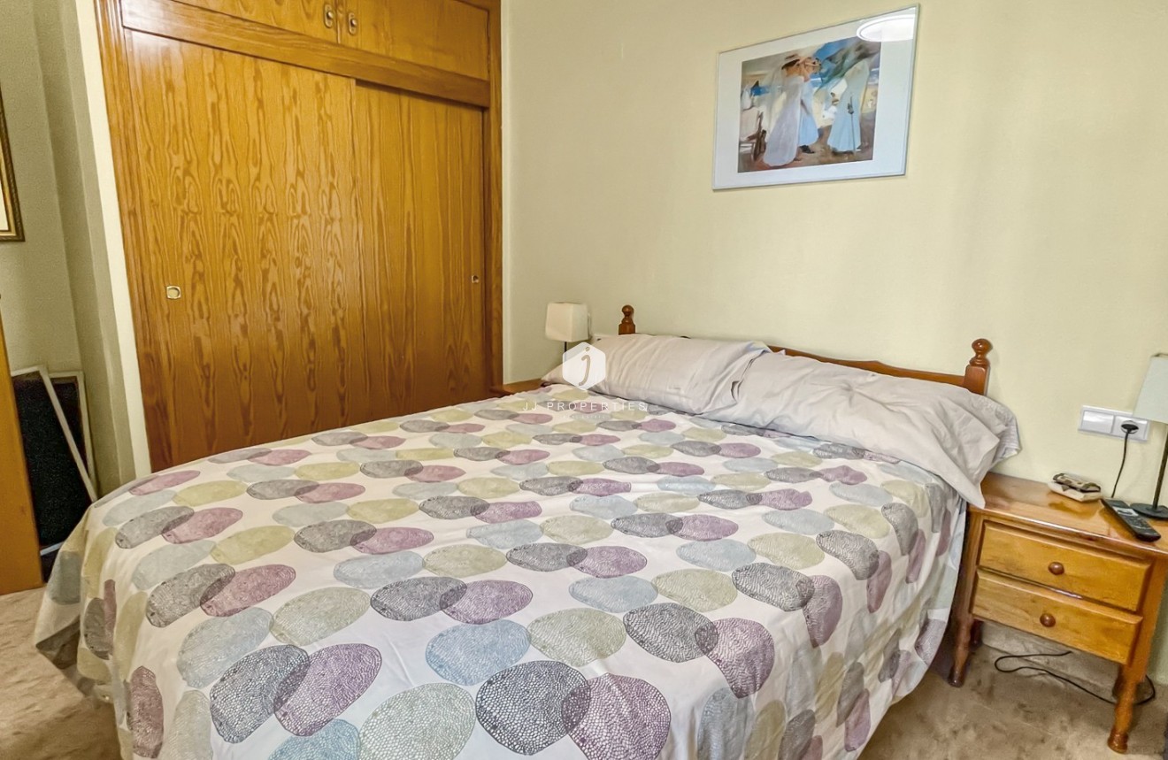 Aus zweiter Hand - Bungalow -
Orihuela Costa - Costa Blanca