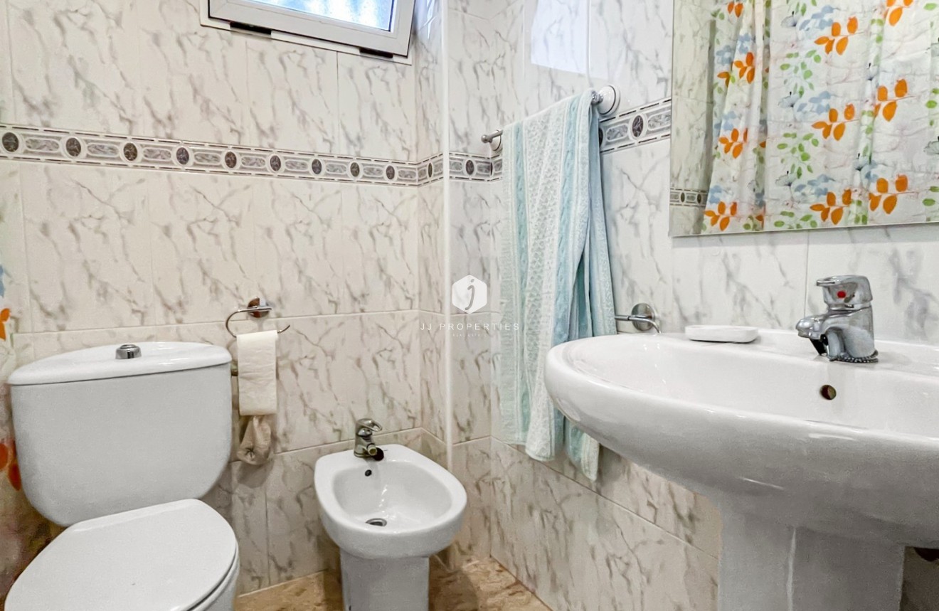 Aus zweiter Hand - Bungalow -
Orihuela Costa - Costa Blanca