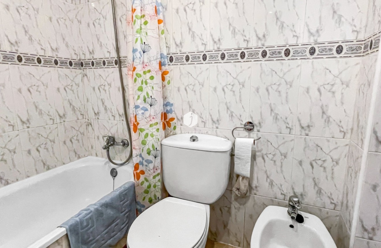 Aus zweiter Hand - Bungalow -
Orihuela Costa - Costa Blanca
