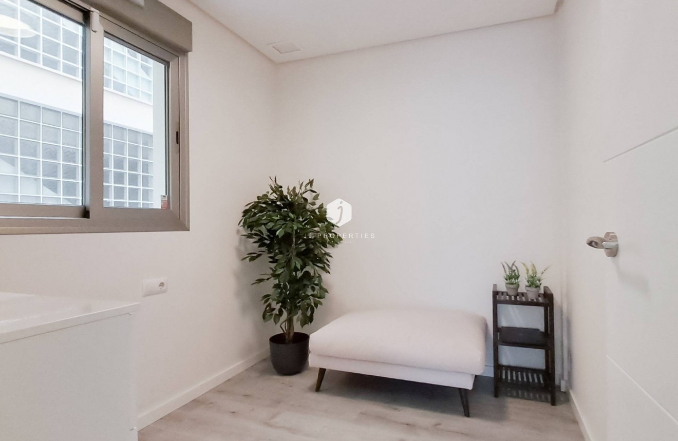Tweedehands - Appartement / flat -
Orihuela Costa - Los Dolses