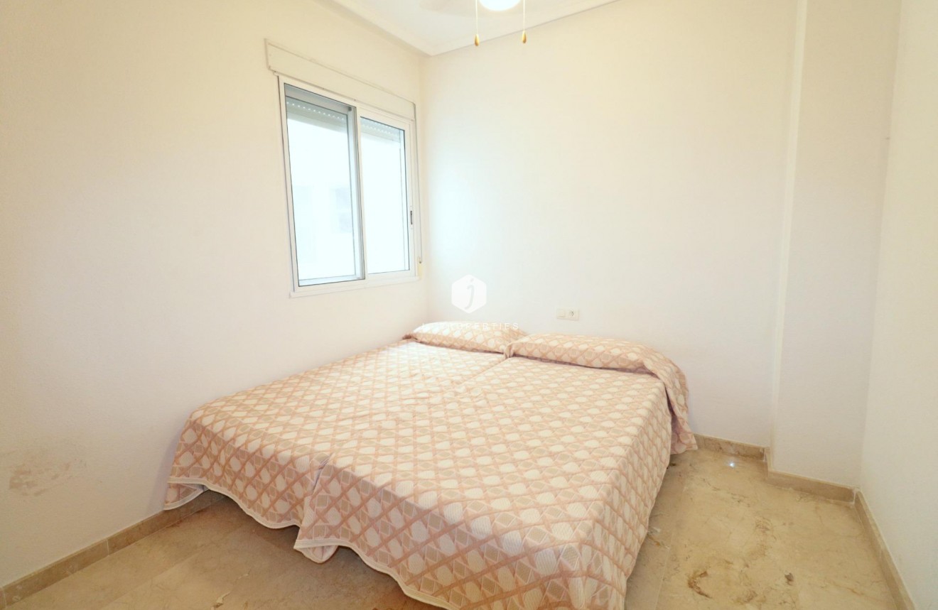Segunda mano - Apartamento / piso -
Torrevieja - Playa del Cura