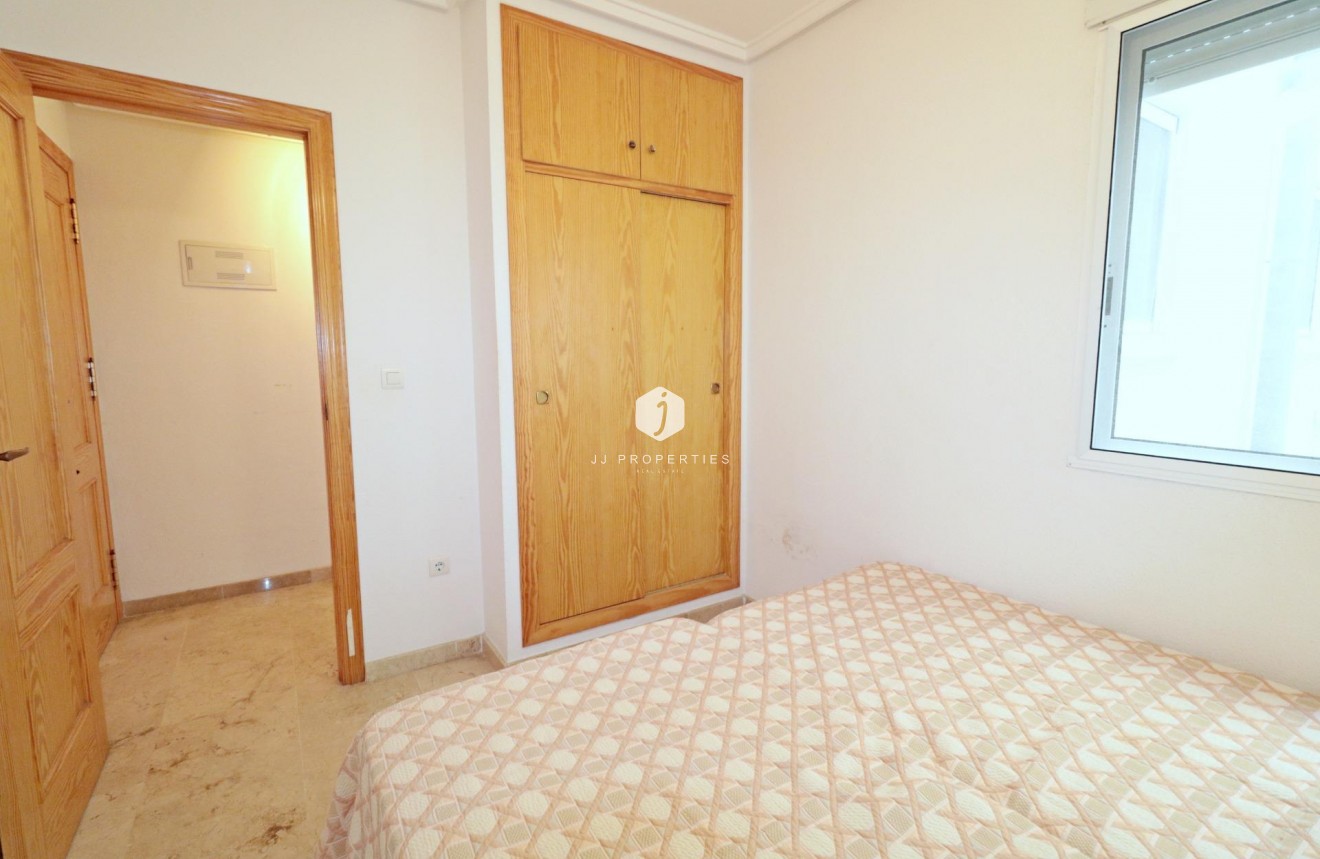Segunda mano - Apartamento / piso -
Torrevieja - Playa del Cura