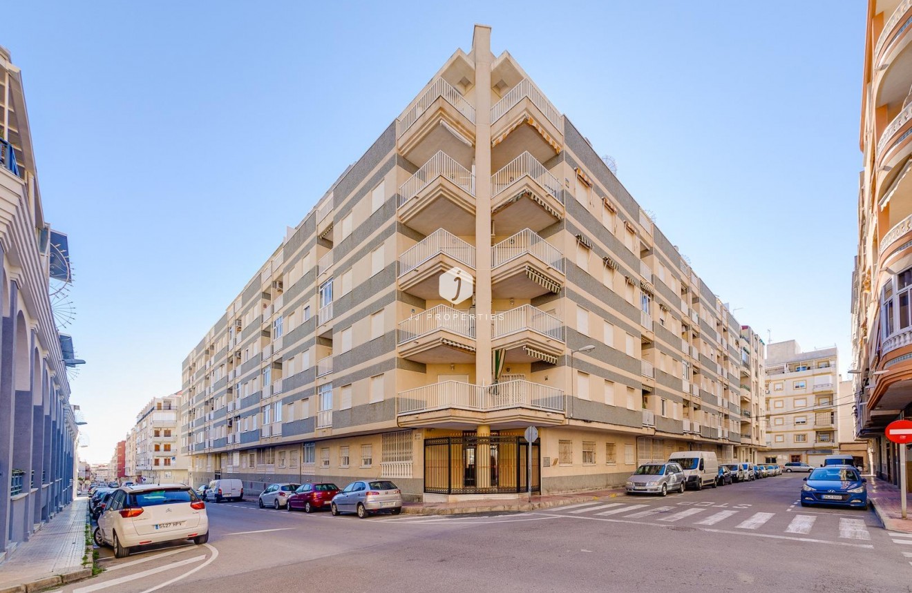 Tweedehands - Appartement / flat -
Torrevieja - Centro