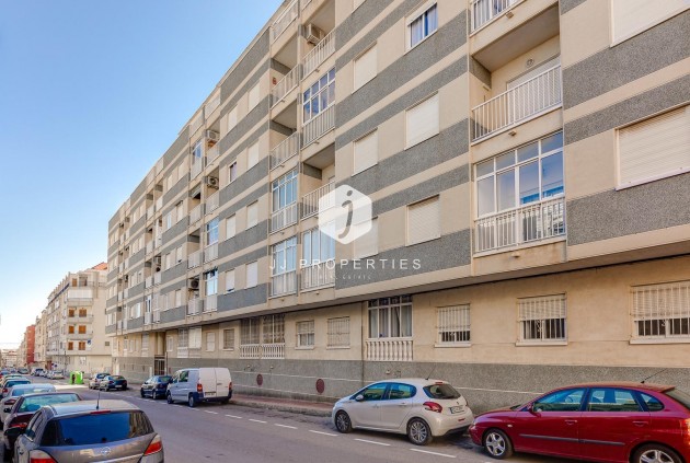 Tweedehands - Appartement / flat -
Torrevieja - Centro
