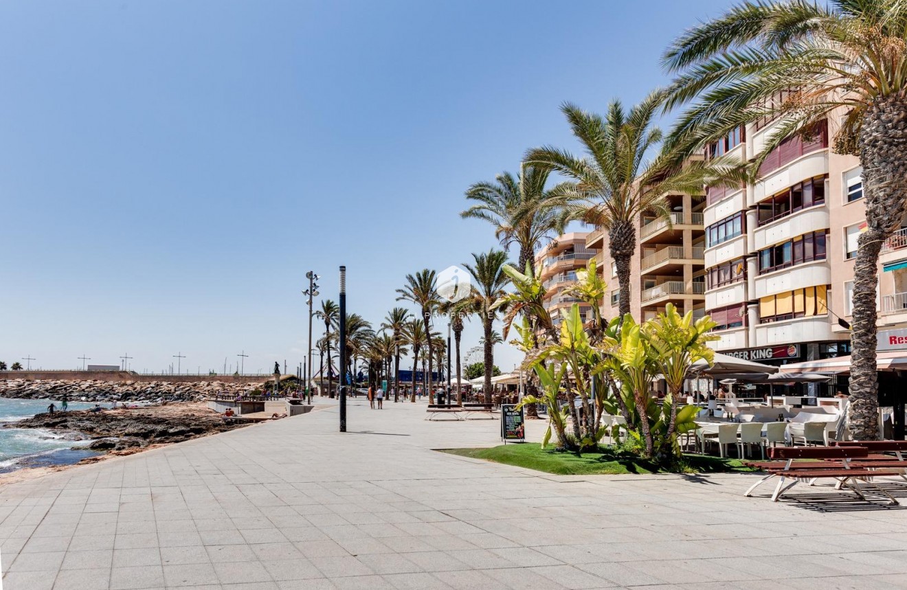 Tweedehands - Appartement / flat -
Torrevieja - Centro
